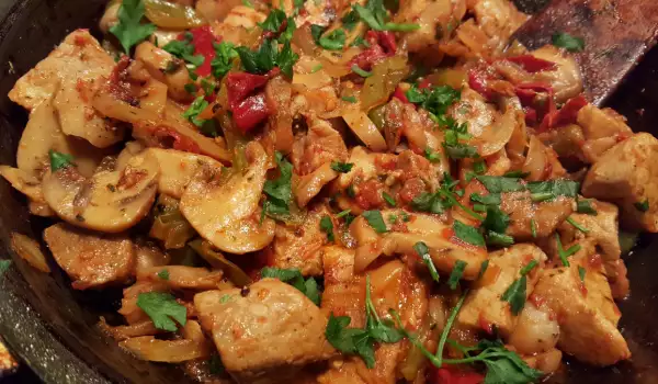 Pork Kavarma with Mushrooms, Onions and Peppers