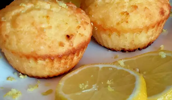 Keto Muffins with Coconut and Lemon