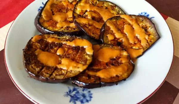 Keto Eggplant with Spices and Tahini Dressing