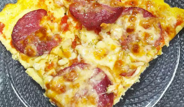 Keto Pizza with Bacon and Yellow Cheese