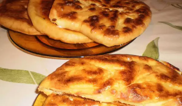 Khachapuri - Georgian Bread with Filling