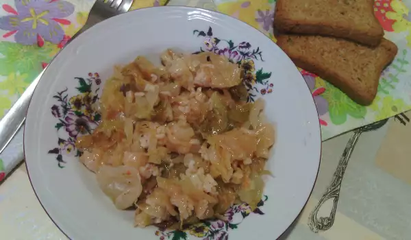 Sauerkraut and Rice in a Pot