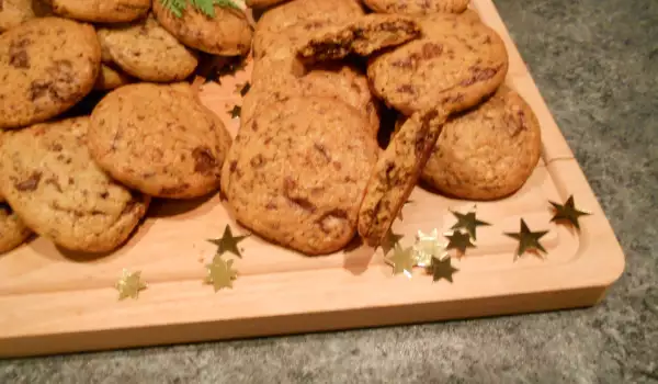 Christmas Chocolate Chip Cookies