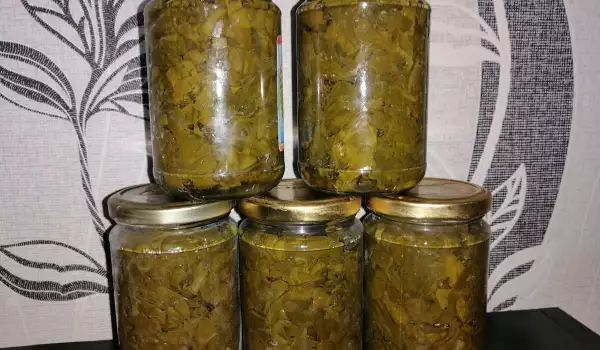 Canned spinach