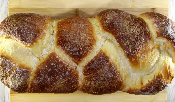 Fluffy Easter Bread