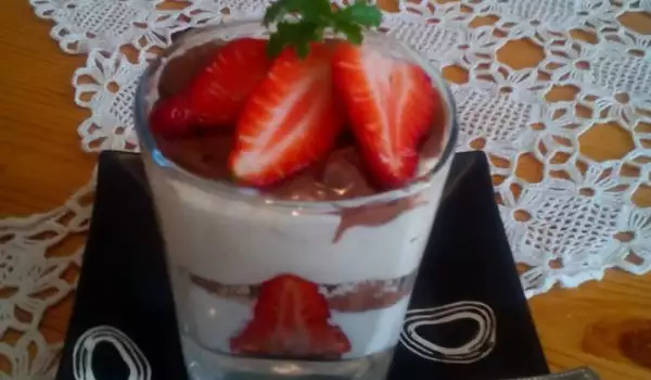 Strawberries, Nutella and Mascarpone Cream