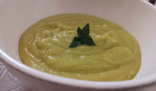 Peas Cream Soup for Kids