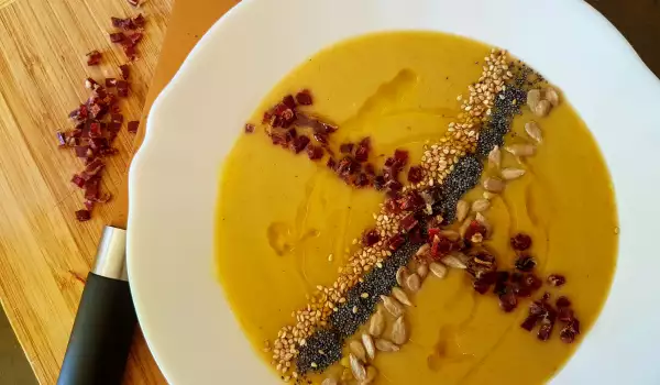 Vegetable Cream Soup with Jamon, Seeds and Nuts