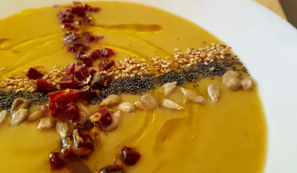 Vegetable Cream Soup with Jamon, Seeds and Nuts
