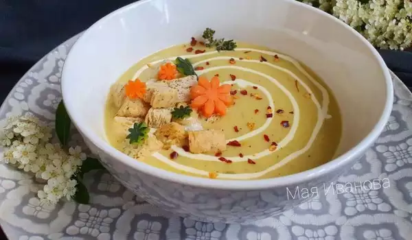 Healthy Cream of Zucchini Soup