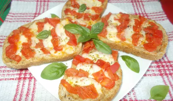 Crostini with Tomatoes and Mozzarella