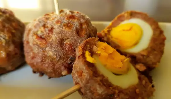 Meatballs Stuffed with Quail Eggs