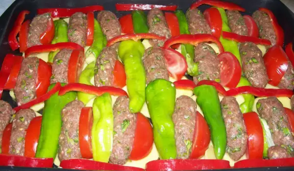 Meatballs with Vegetables in the Oven