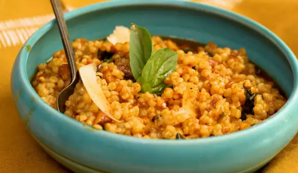 Couscous with Butter and Basil