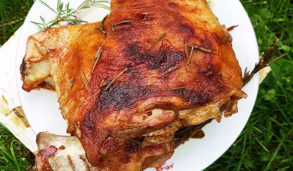 Roasted Leg of Lamb with Fresh Herbs