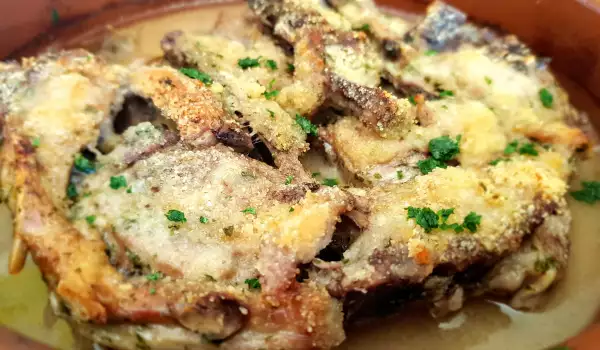 Oven Roasted Garlic Lamb Ribs with Breadcrumbs