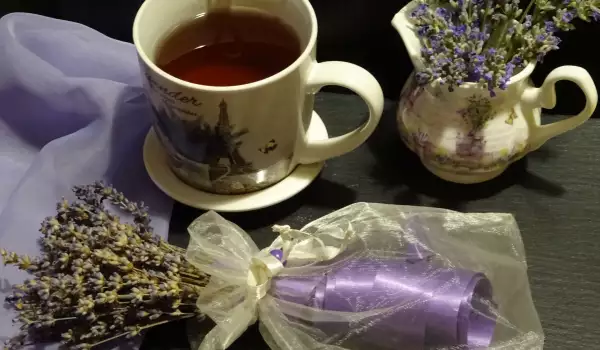 Relaxing Lavender Tea