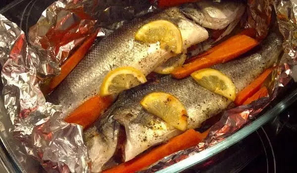 Stuffed Bass with Tomatoes