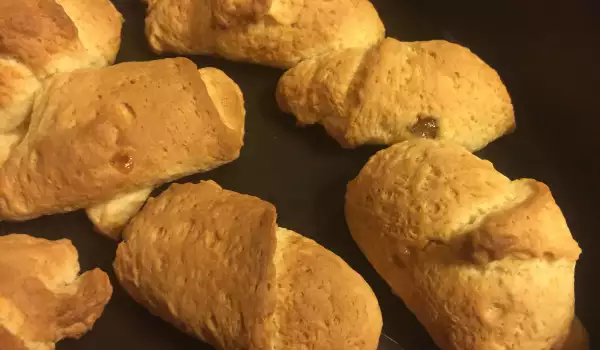 Easy Vegan Mini Croissants