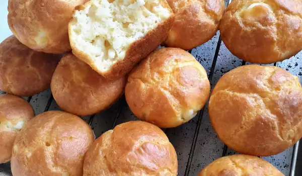 Quick Muffins with Feta