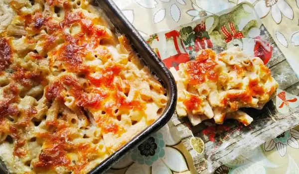 Oven-Baked Whole Grain Macaroni with Cheeses