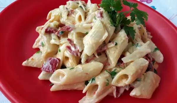 Macaroni with Delicious Sauce