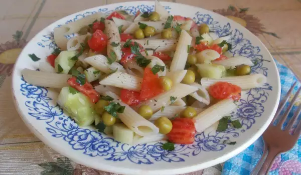 Macaroni Salad with Cucumbers
