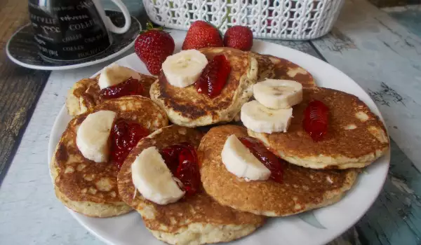 Pancakes with Coconut Flour and Milk