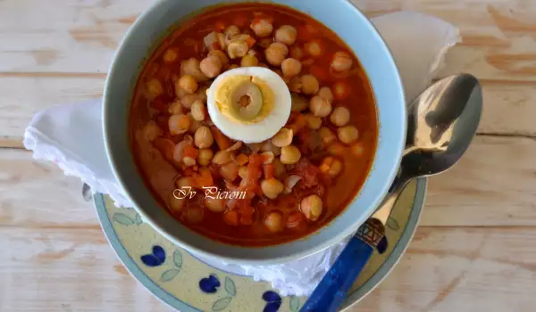 Moroccan Tomato Soup with Chickpeas