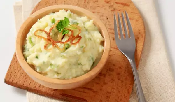 Mashed Potatoes with Onions