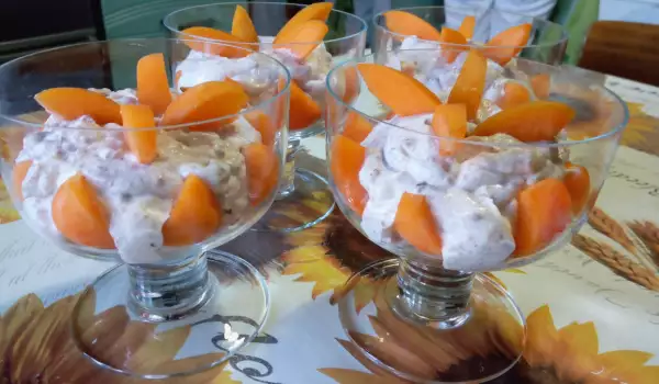 Mascarpone Cream with Apricots