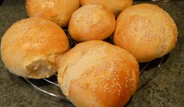 Bread Buns with Mascarpone