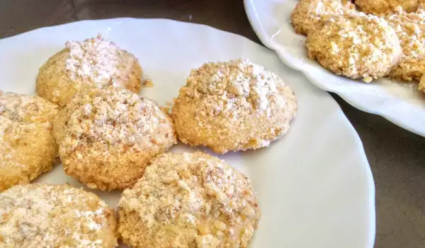 Crumbly Lard Cookies from my Childhood