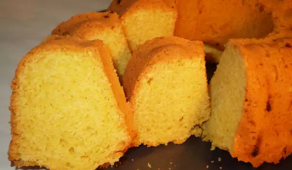 Butter and Vanilla Sponge Cake