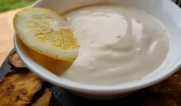 Mayonnaise Sauce with Lemon Juice