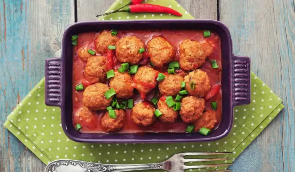 Meatballs in Sauce