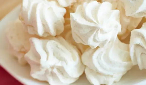 Amazing Homemade Meringues