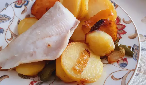 Oven-Baked Hake with Vegetables
