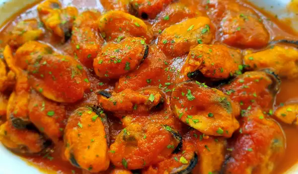 Spicy Mussels with Tomato Sauce