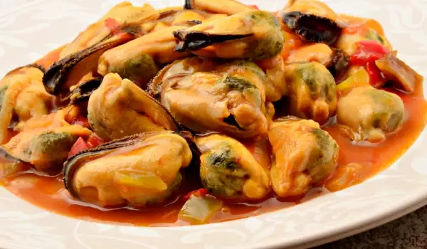 Spanish-Style Mussels
