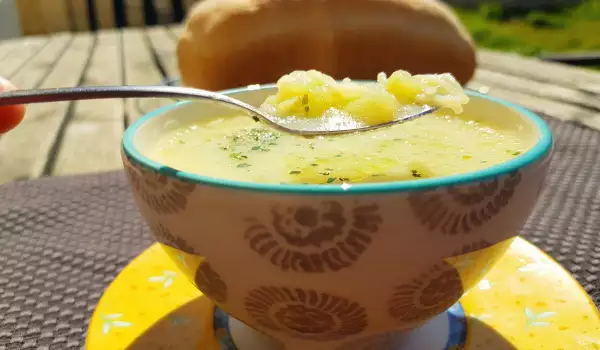 Dairy Potato Soup with Coriander