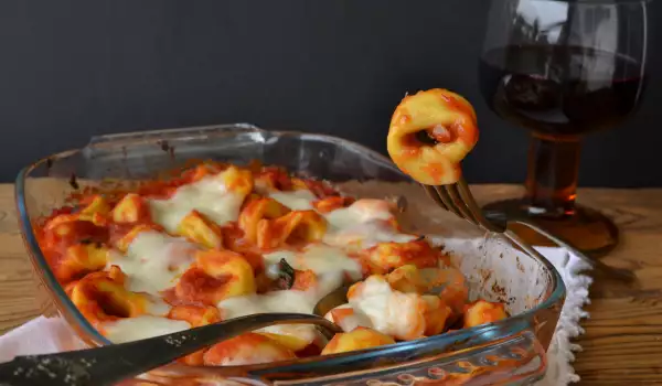 Baked Tortellini with Mozzarella