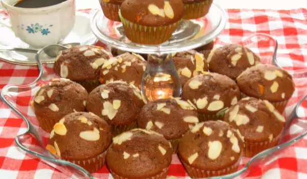 Cocoa Muffins with White Chocolate and Almonds