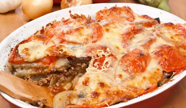 Moussaka with Eggplant and Tomatoes