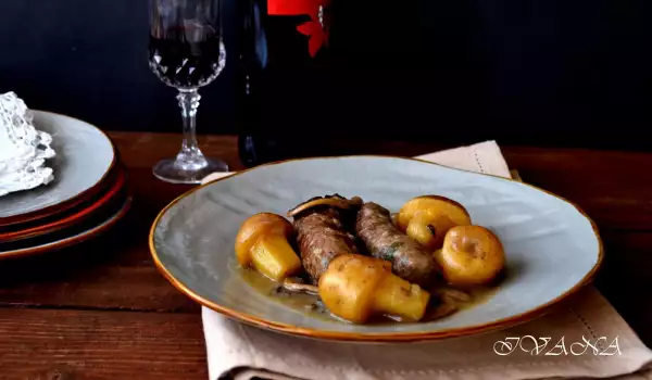 Sausages with Mushrooms and Potatoes