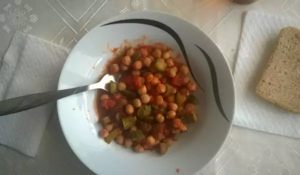 Chickpeas with Tomatoes and Pickles