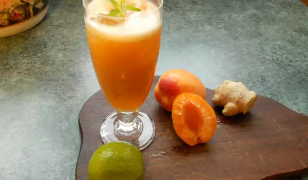 Refreshing Drink with Lime and Apricots