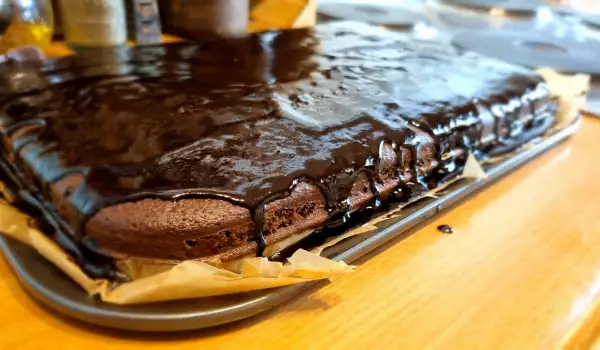 The Easiest Chocolate Cake