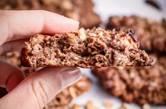 Chocolate-Walnut Protein Cookies