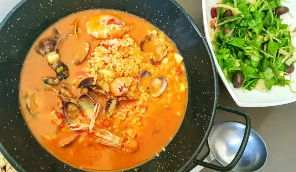 Caldoso Rice with Clams, Calamari and Shrimp